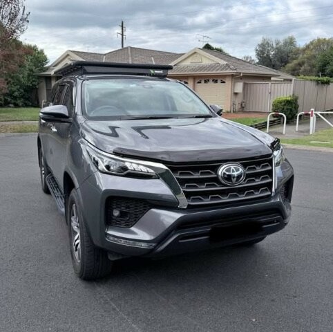 Toyota Fortuner image 3