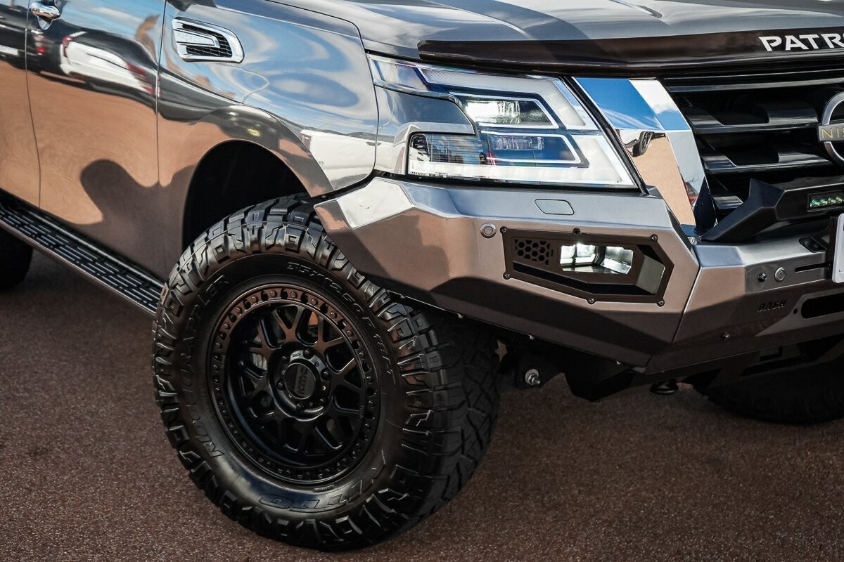 Nissan Patrol image 2