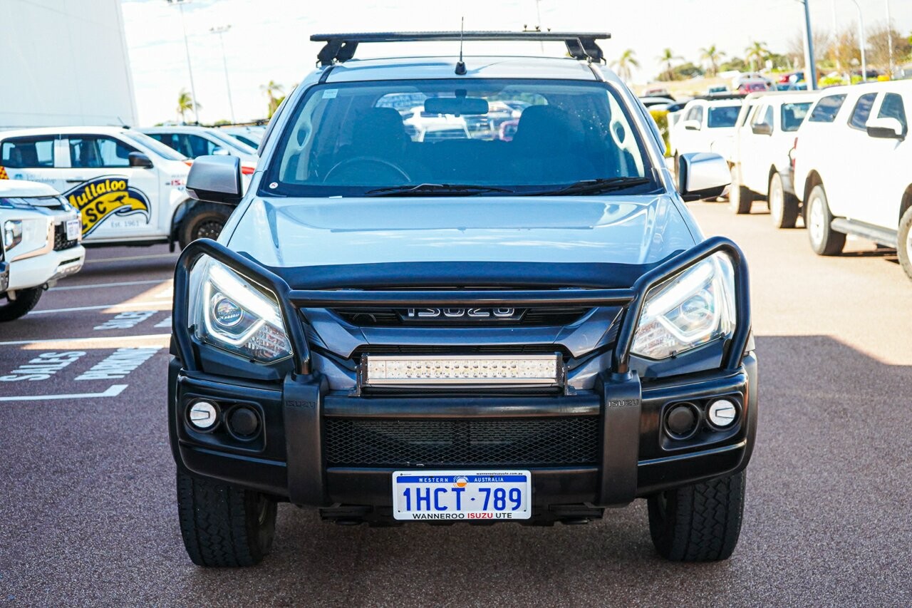 Isuzu Mu-x image 3