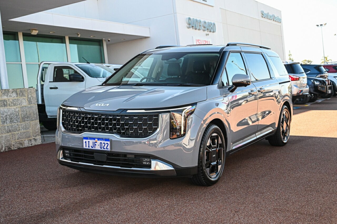 Kia Carnival image 4
