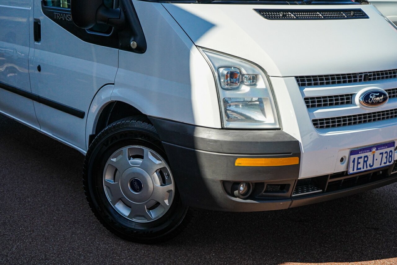 Ford Transit image 2