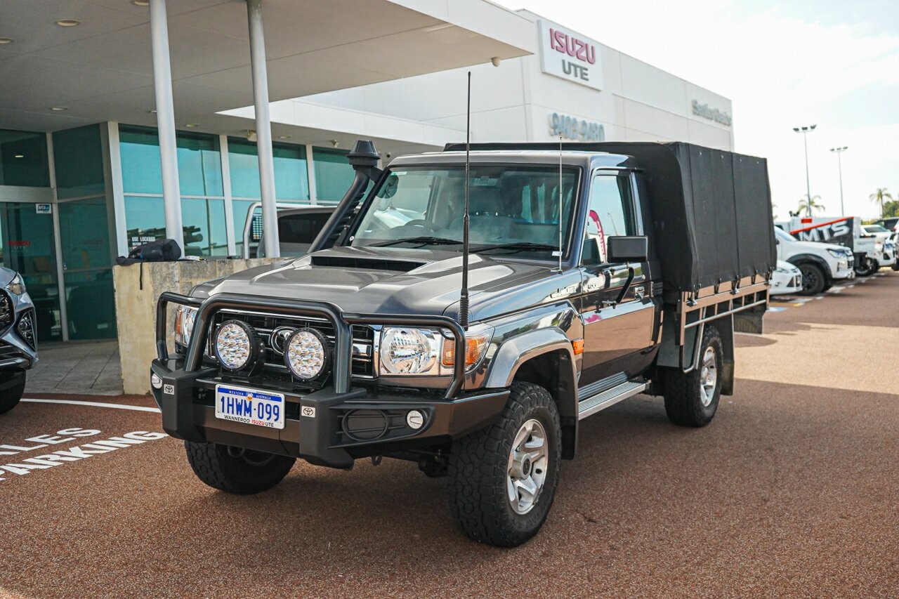 Toyota Landcruiser image 4