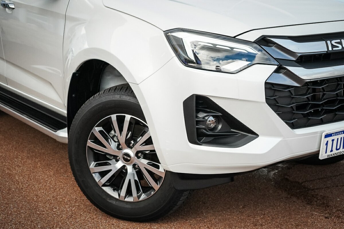 Isuzu D-max image 2