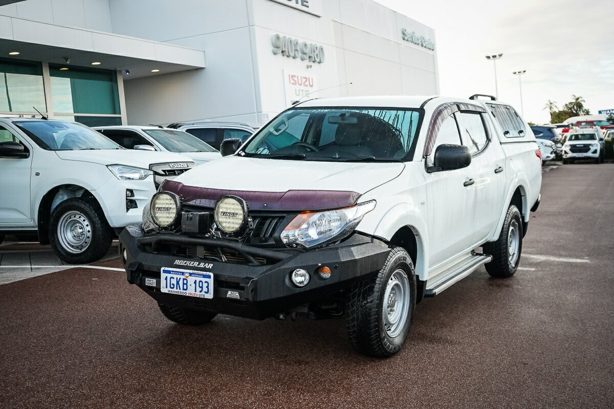 Mitsubishi Triton image 4