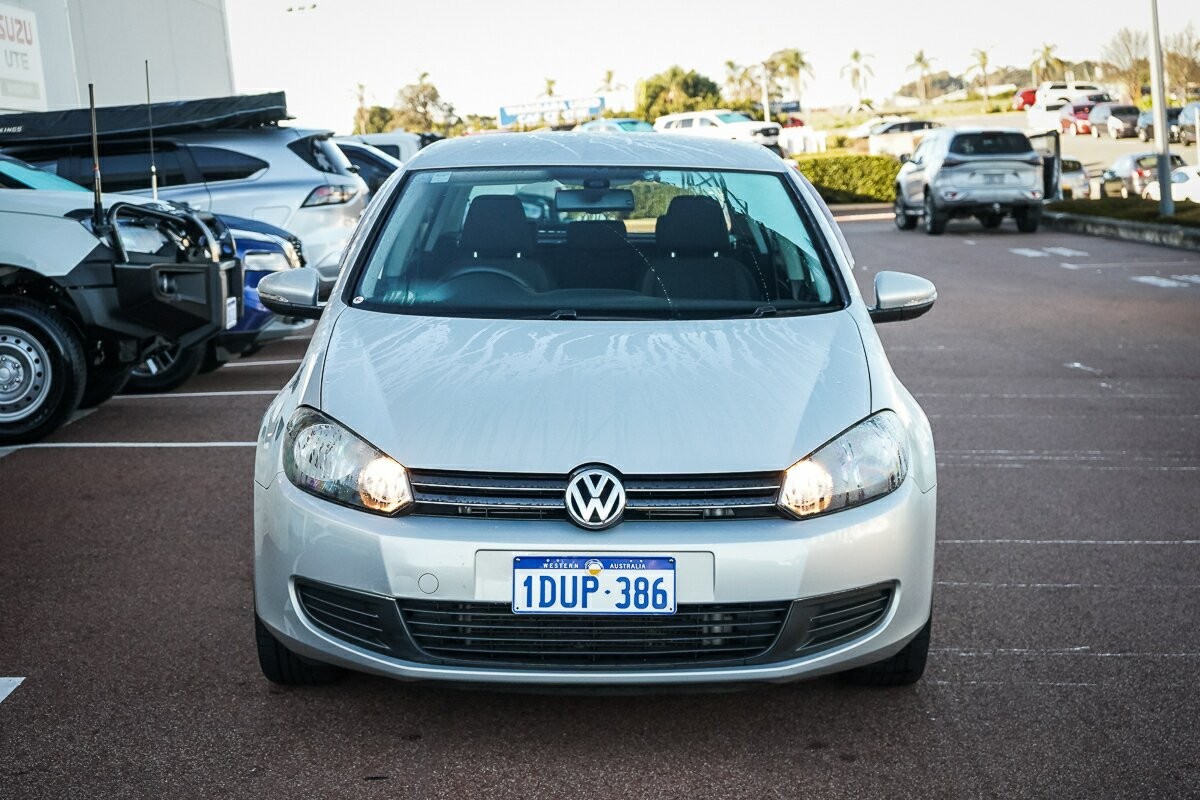 Volkswagen Golf image 3