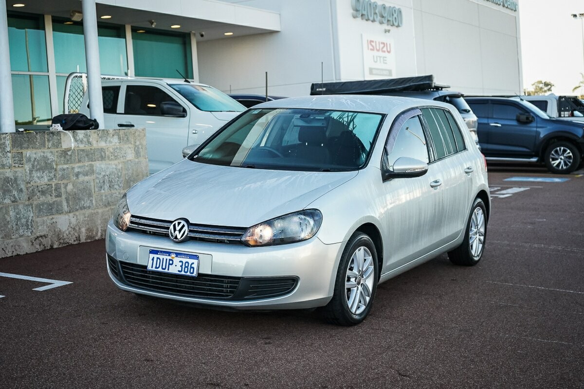 Volkswagen Golf image 4
