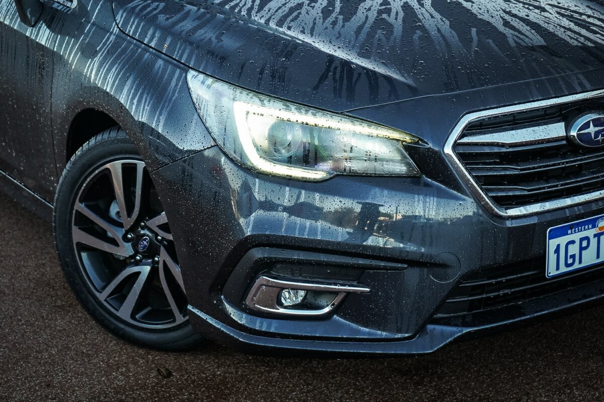 Subaru Liberty image 2