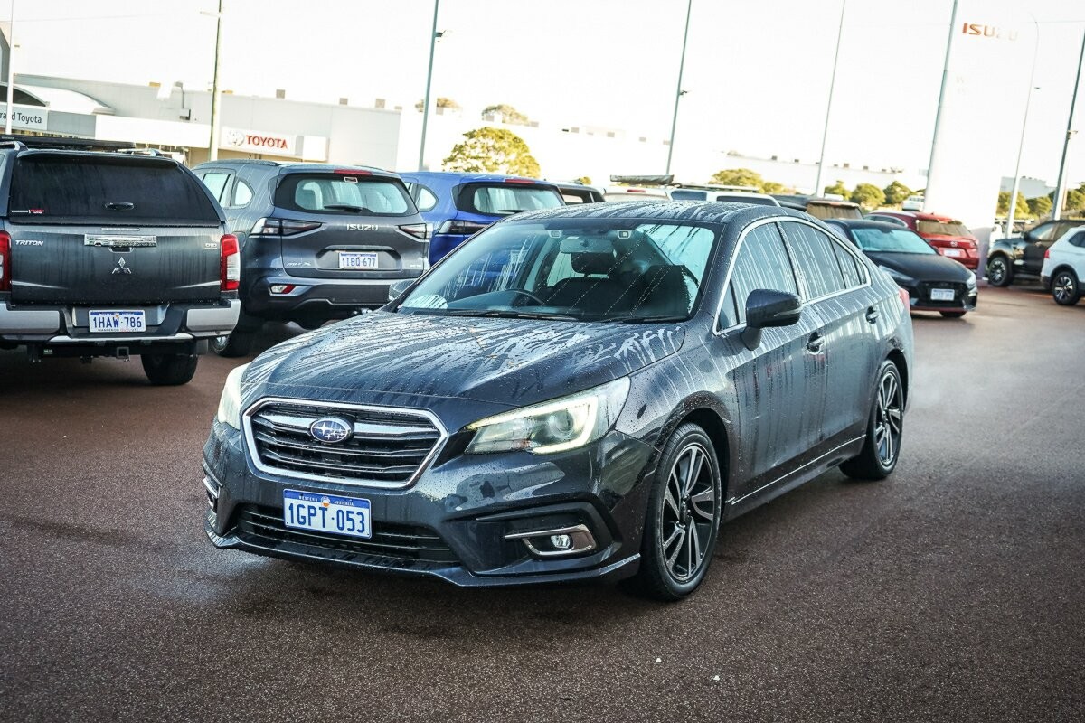 Subaru Liberty image 4