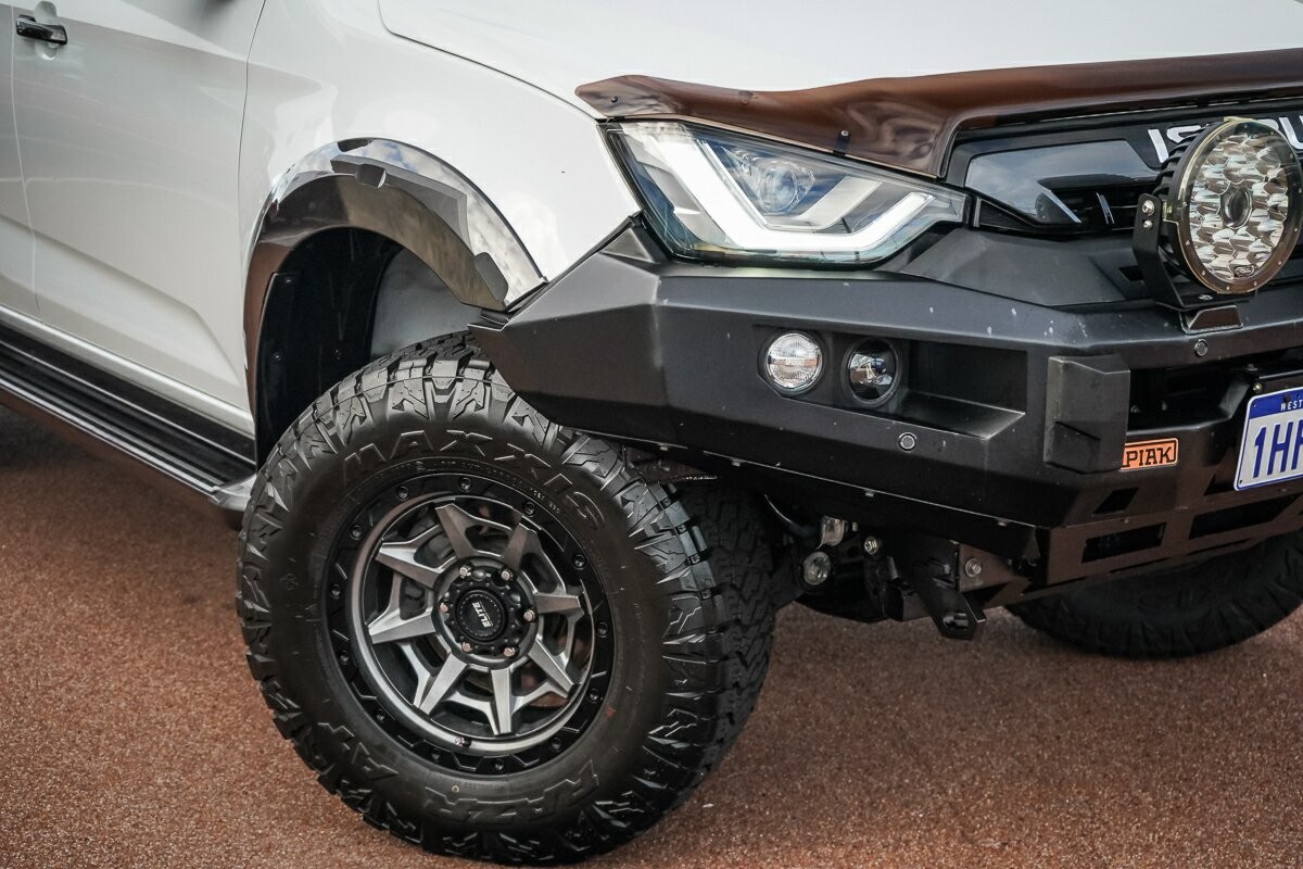 Isuzu D-max image 2