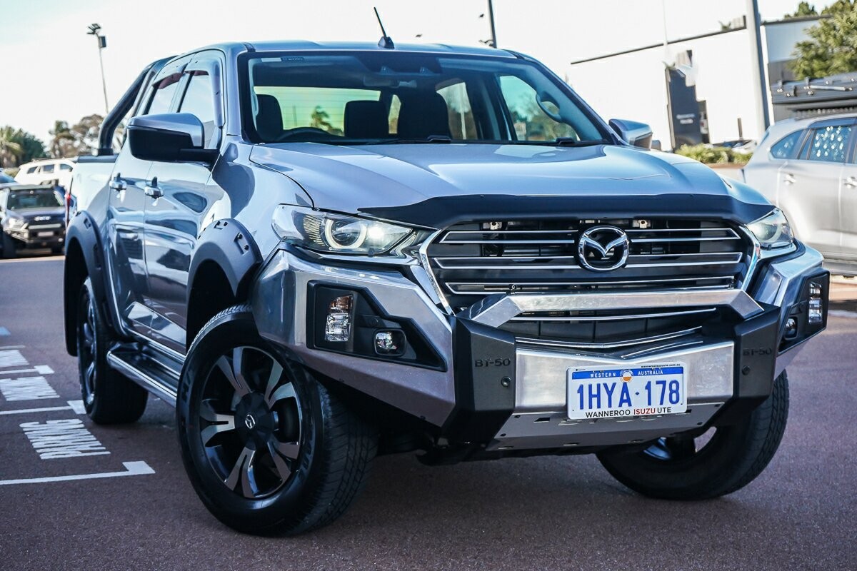 Mazda Bt-50 image 1