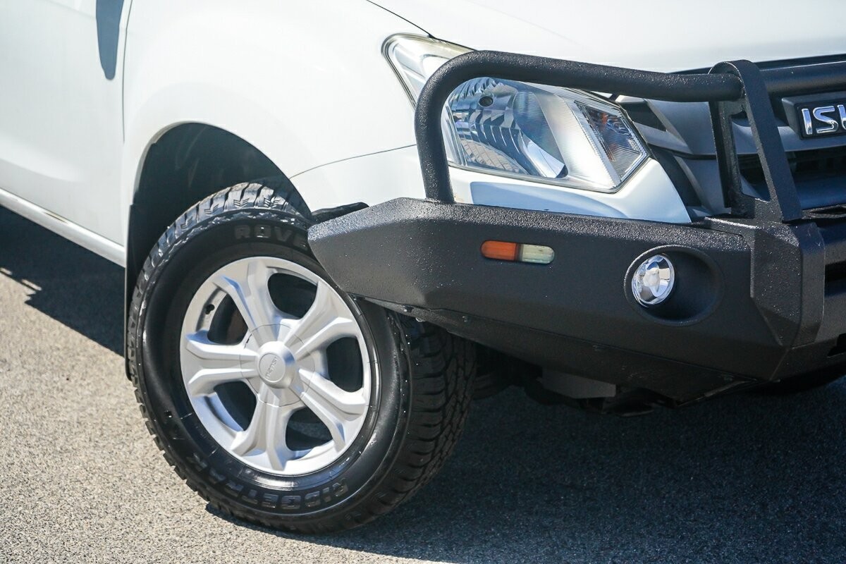 Isuzu D-max image 2