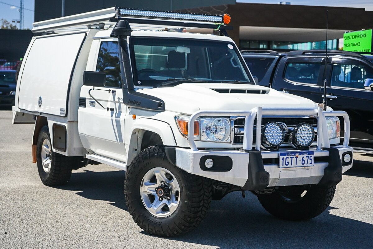 Toyota Landcruiser image 1