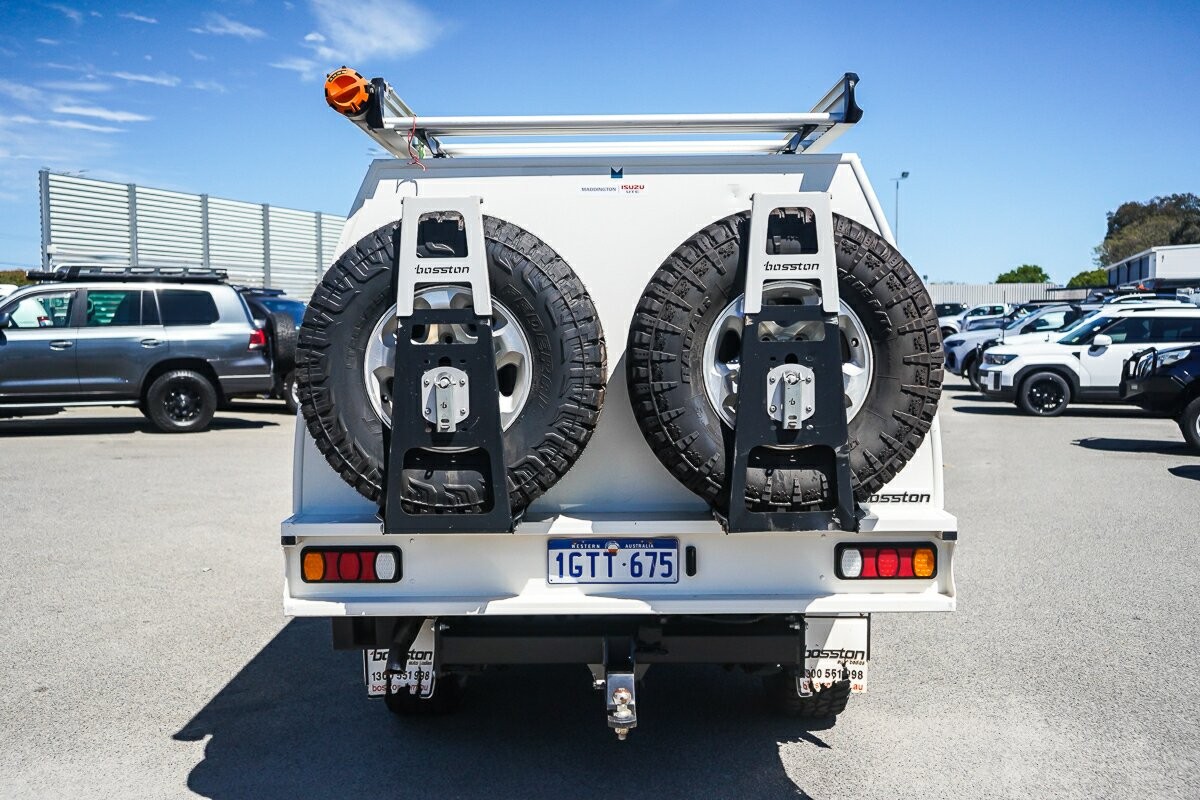 Toyota Landcruiser image 4