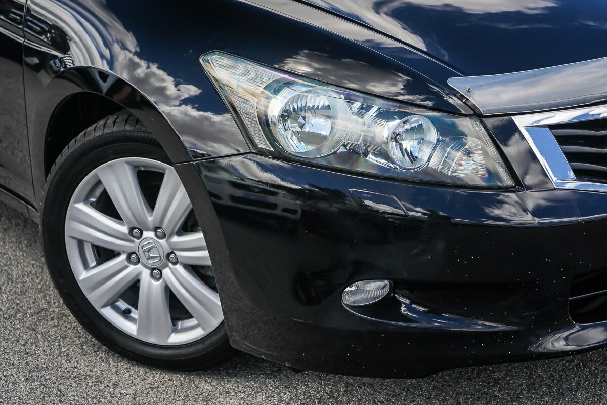 Honda Accord image 2