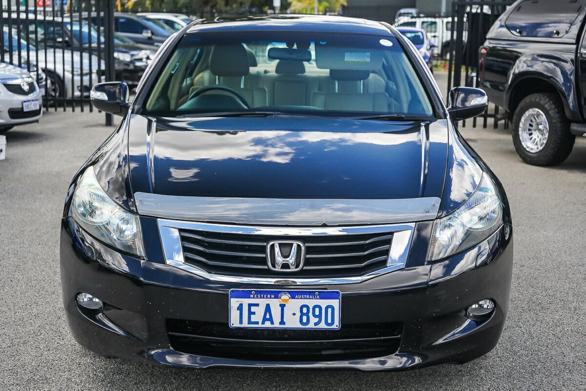 Honda Accord image 3