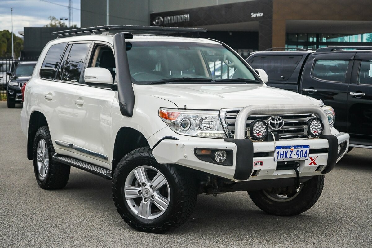 Toyota Landcruiser image 1