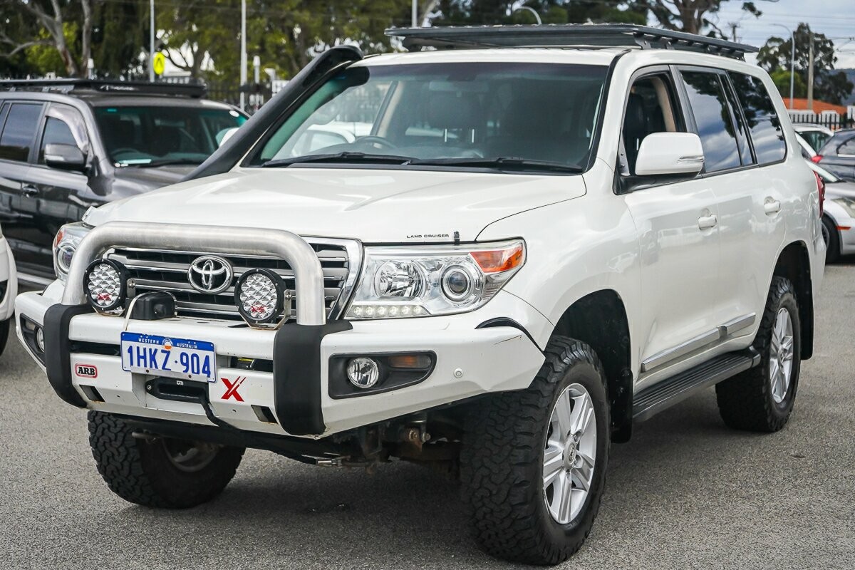Toyota Landcruiser image 4