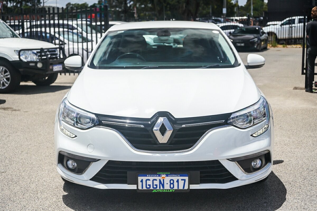 Renault Megane image 3