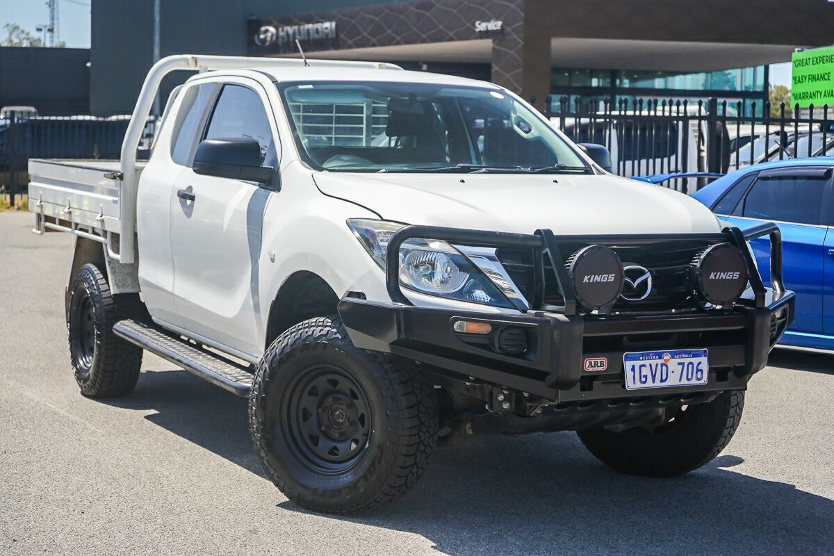Mazda Bt-50 image 1