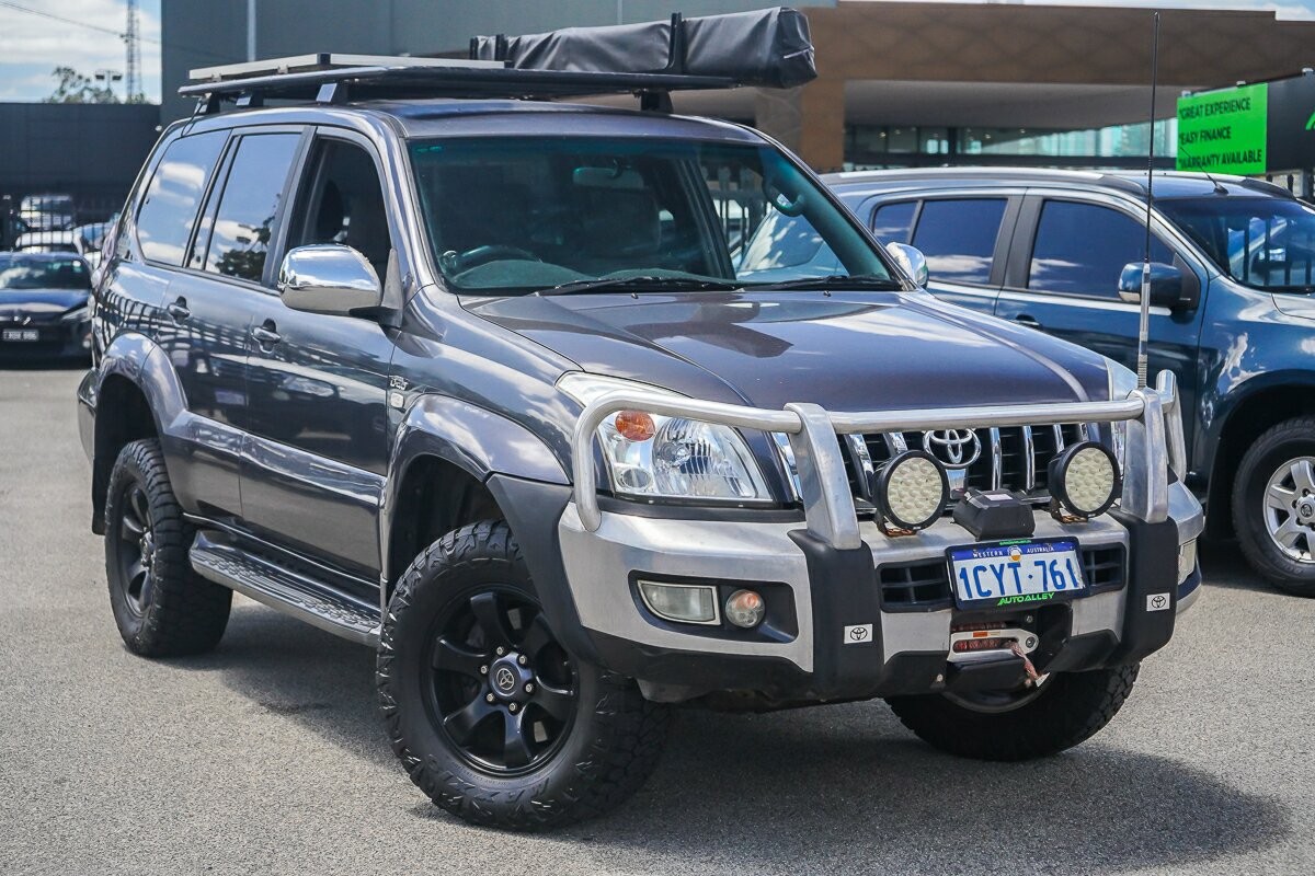 Toyota Landcruiser Prado image 1