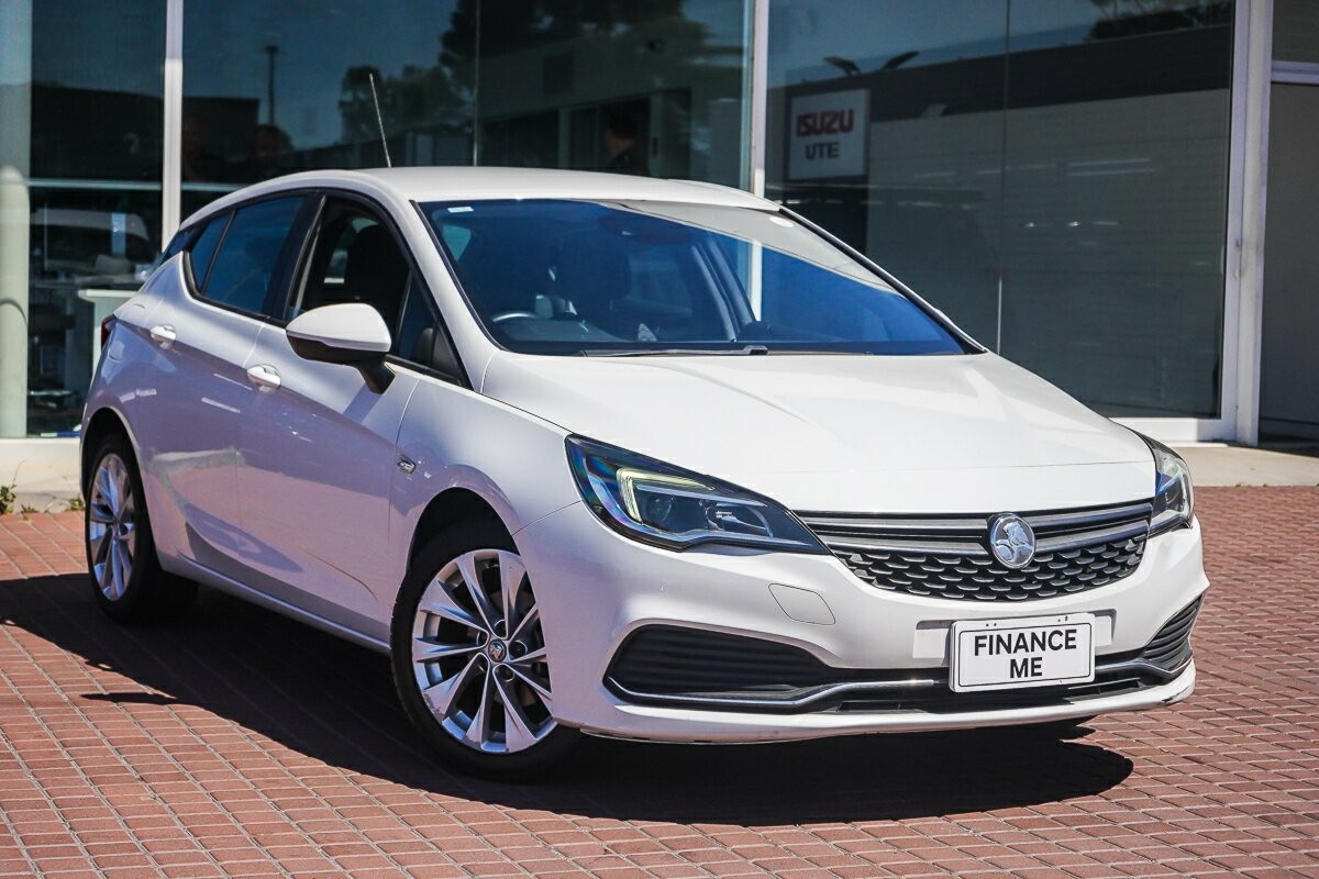 Holden Astra image 1