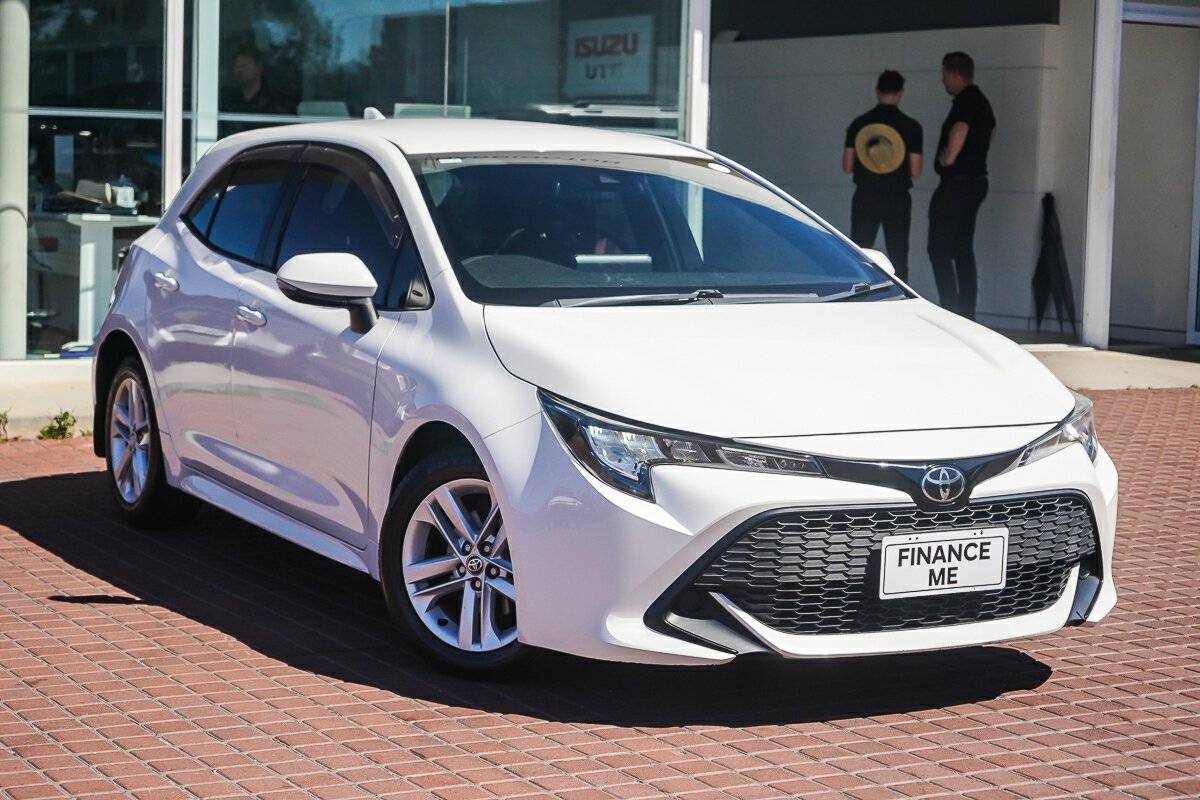 Toyota Corolla image 1