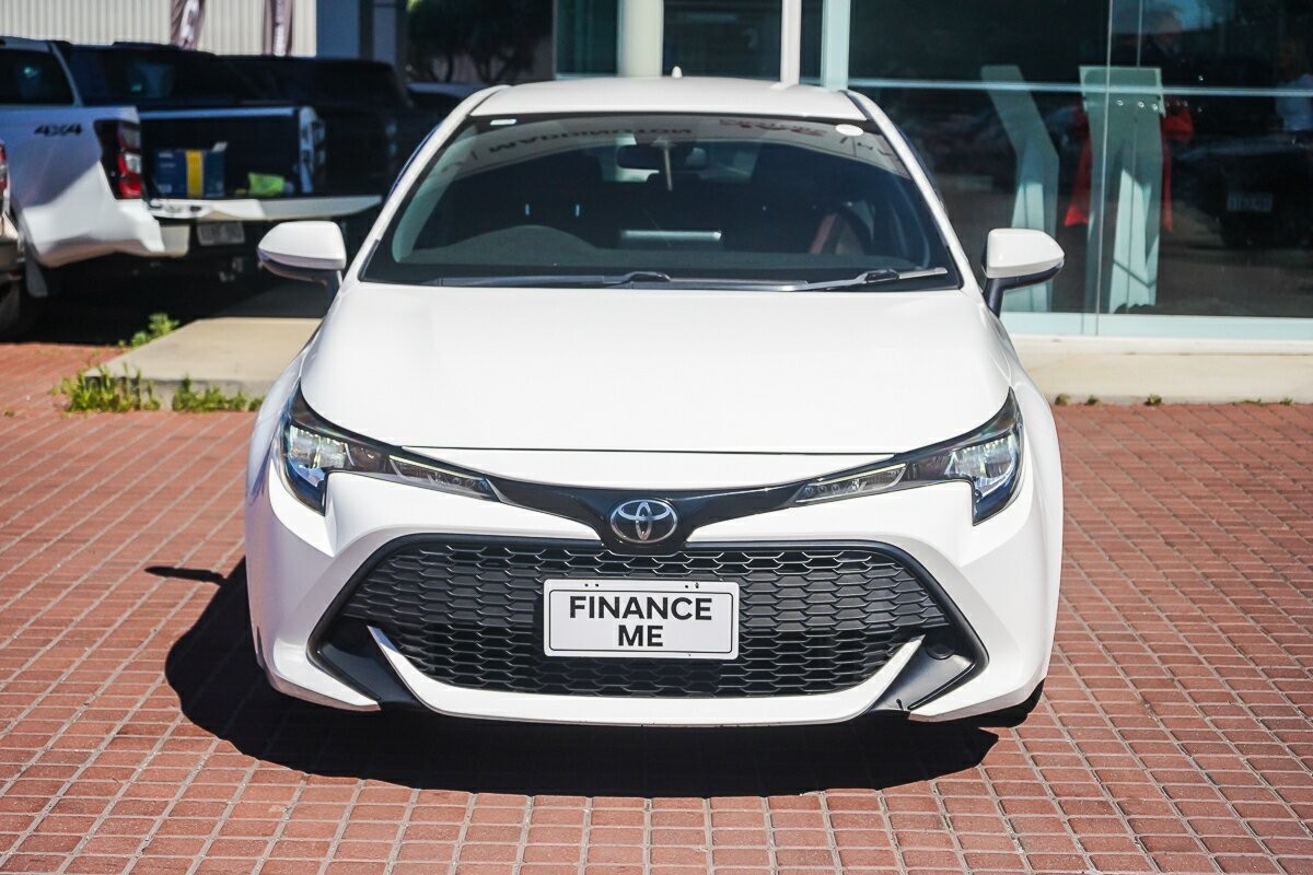 Toyota Corolla image 3