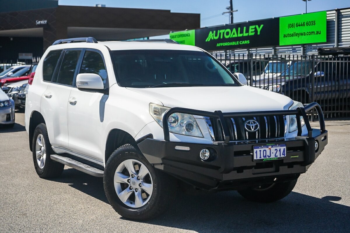 Toyota Landcruiser Prado image 1
