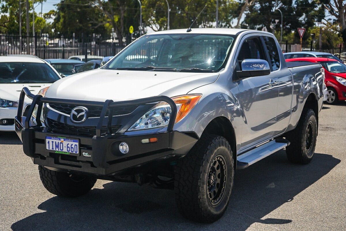 Mazda Bt-50 image 4