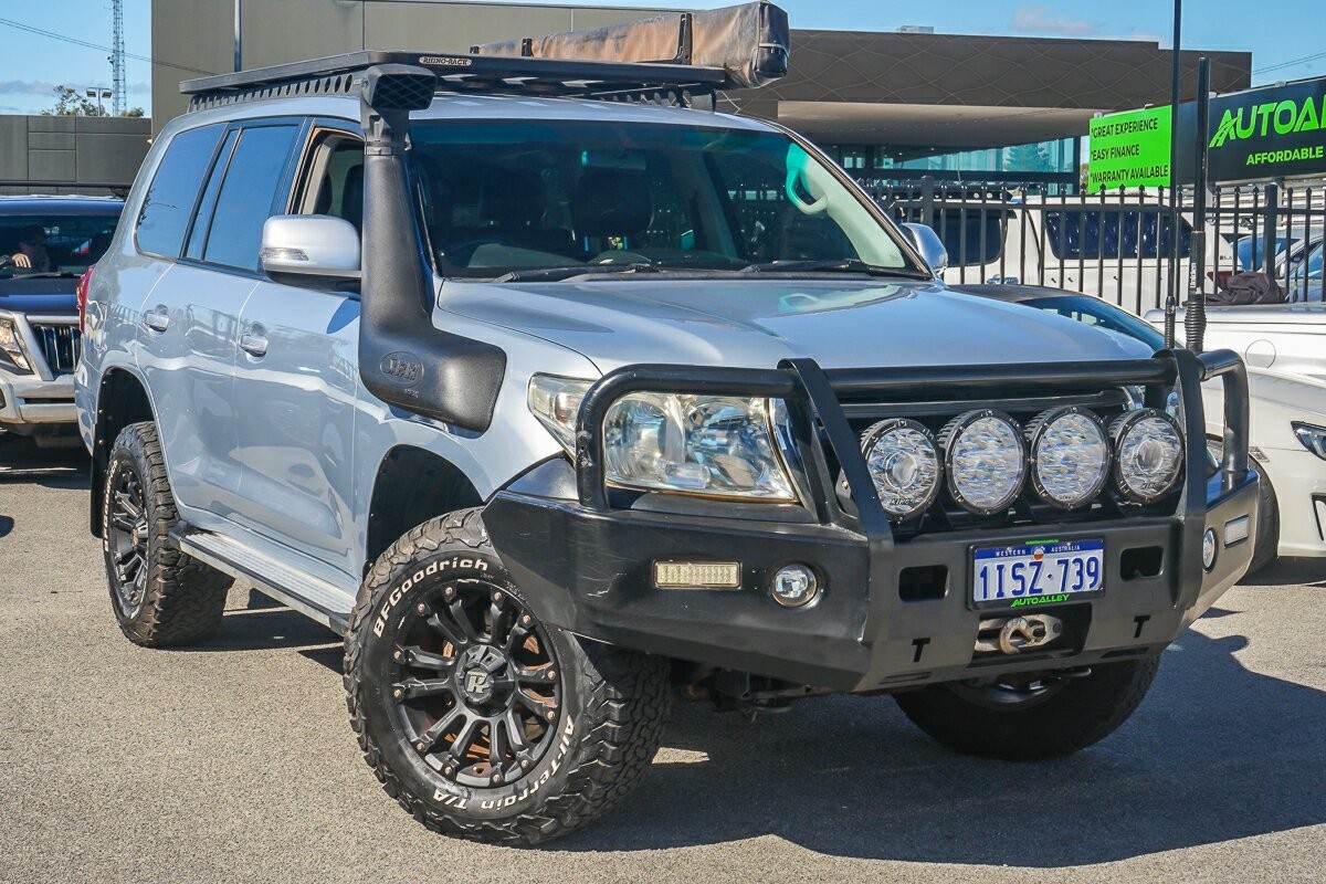 Toyota Landcruiser image 1