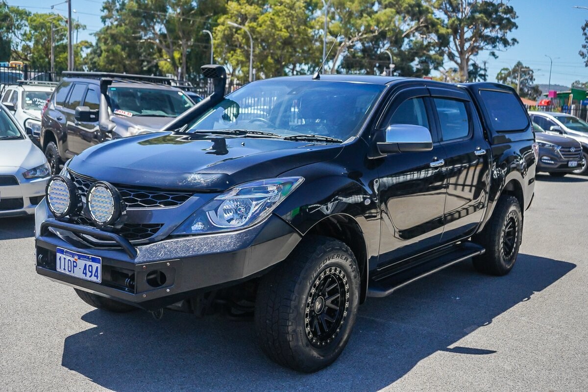 Mazda Bt-50 image 4
