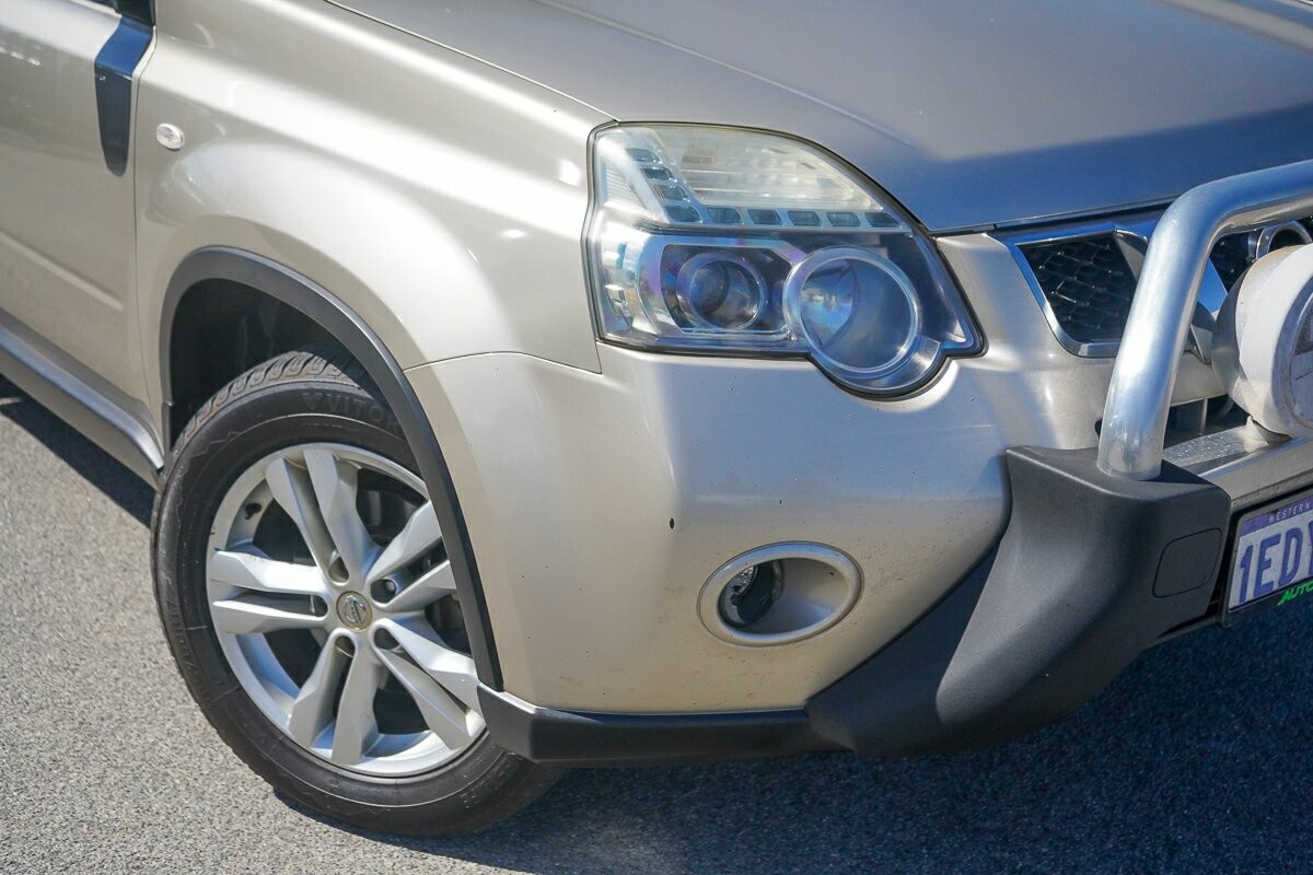 Nissan X-trail image 2