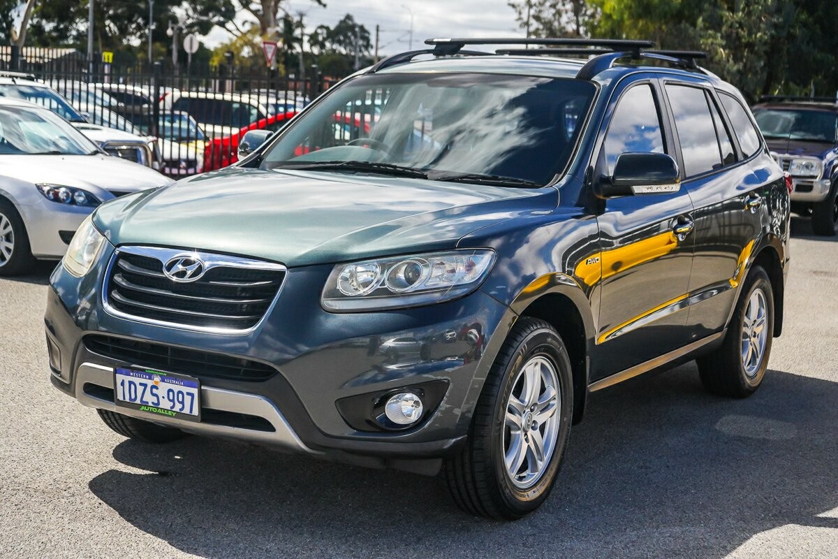 Hyundai Santa Fe image 4