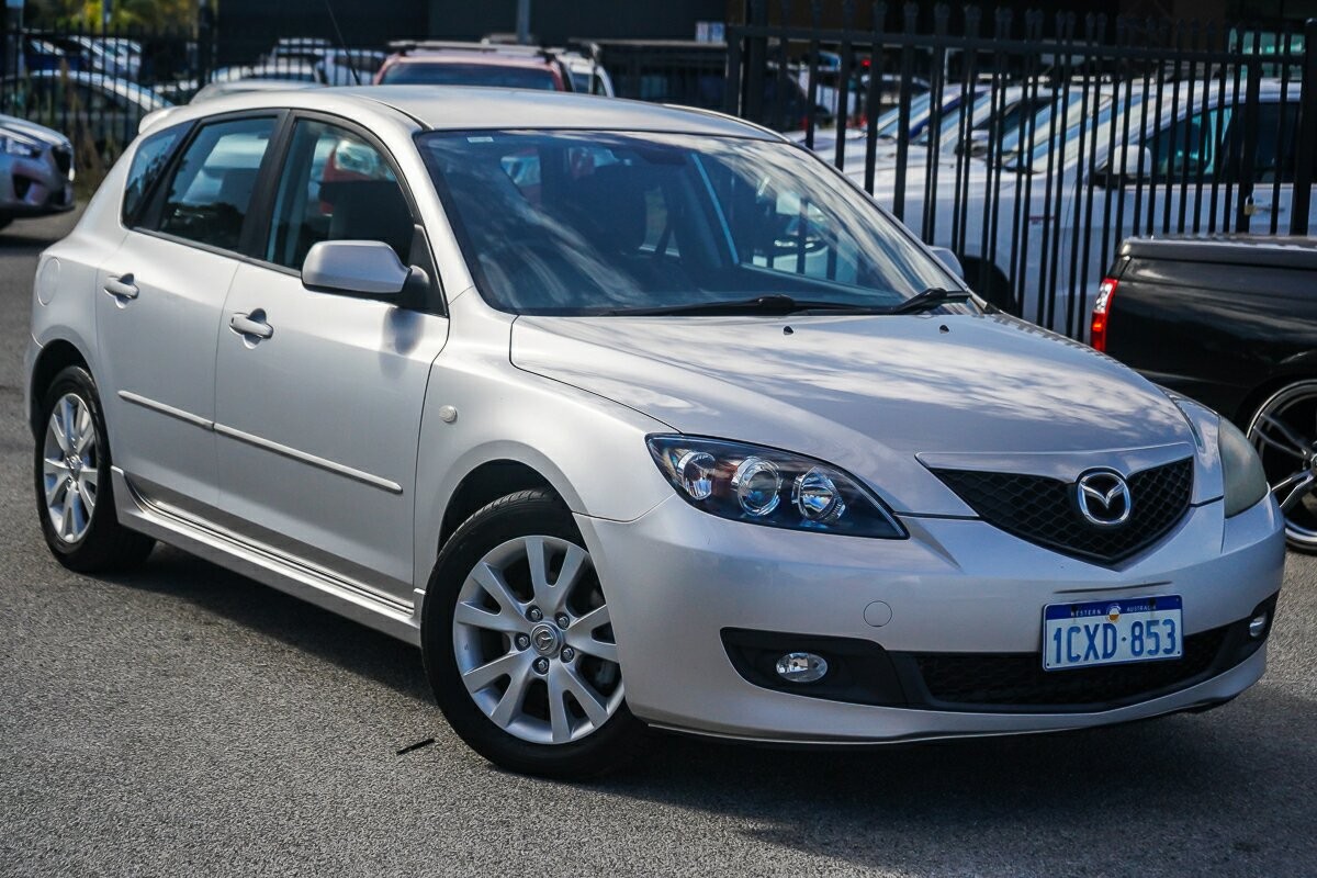Mazda 3 image 1