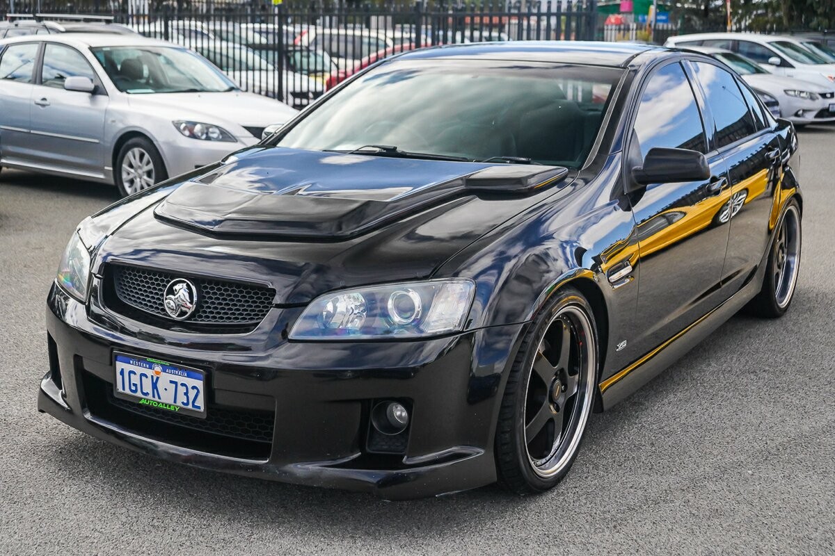 Holden Commodore image 4