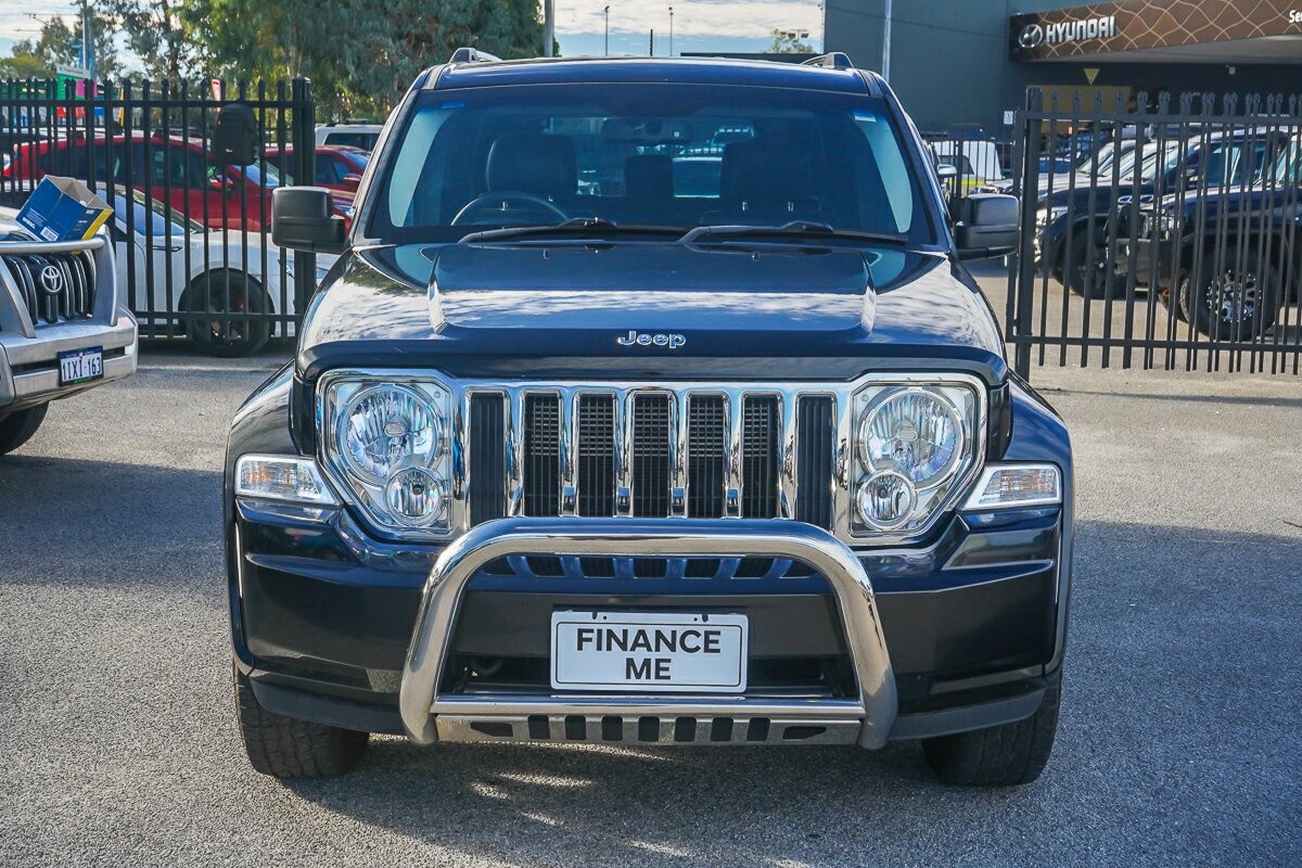 Jeep Cherokee image 3