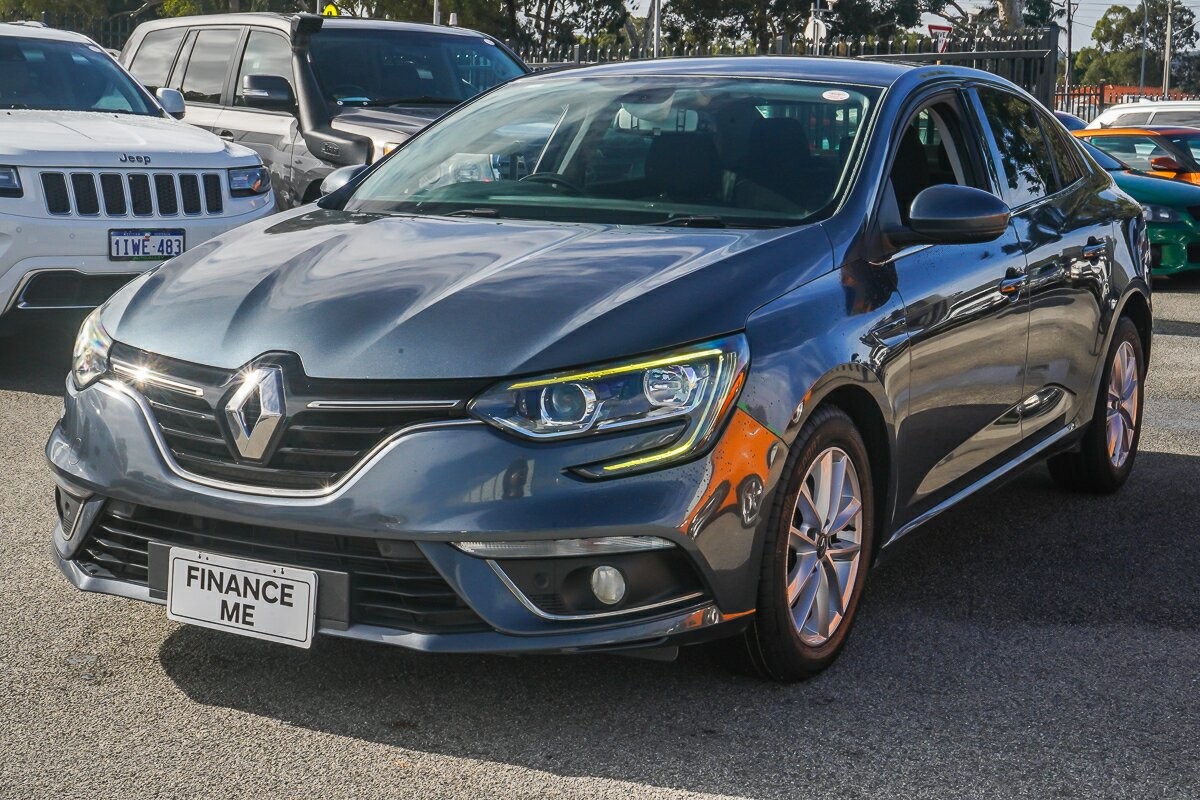 Renault Megane image 4