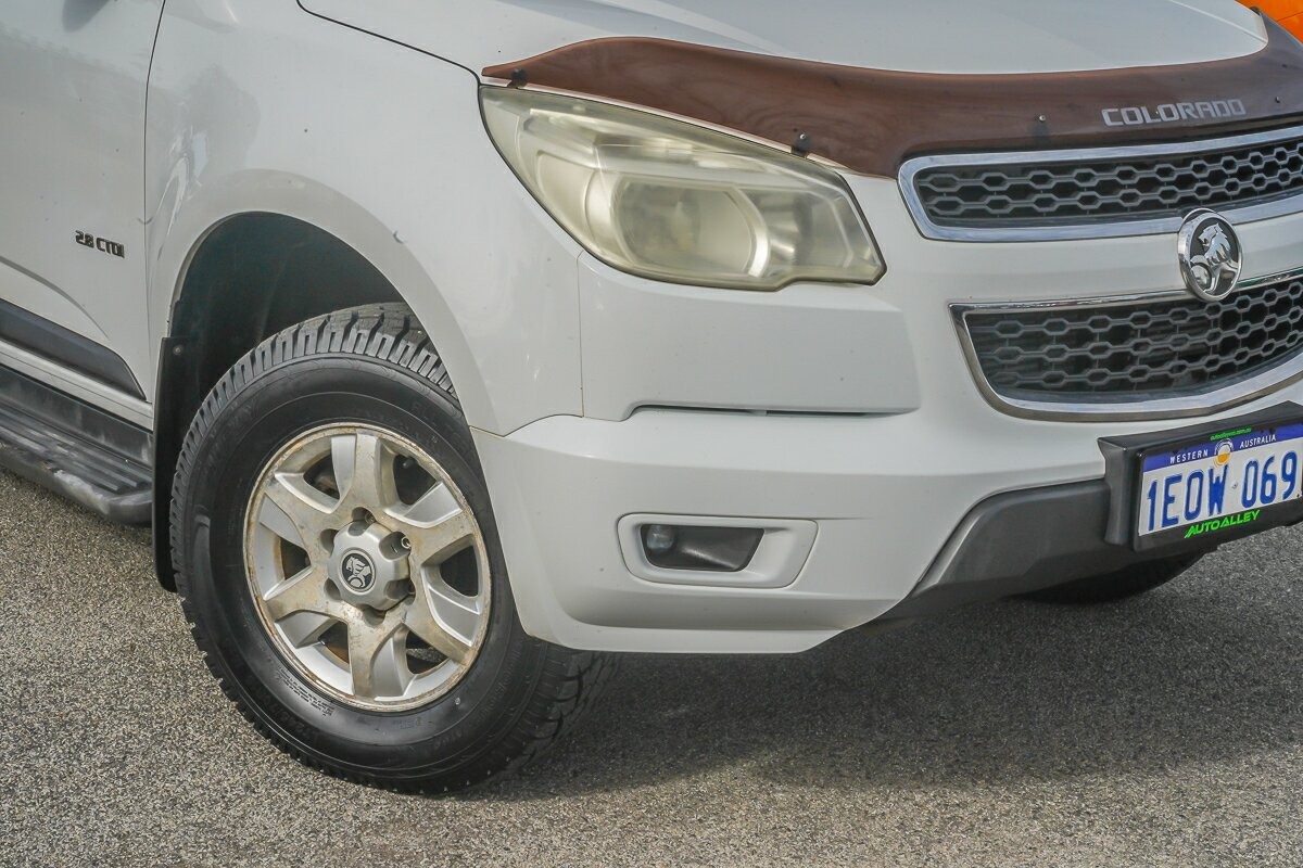 Holden Colorado image 2