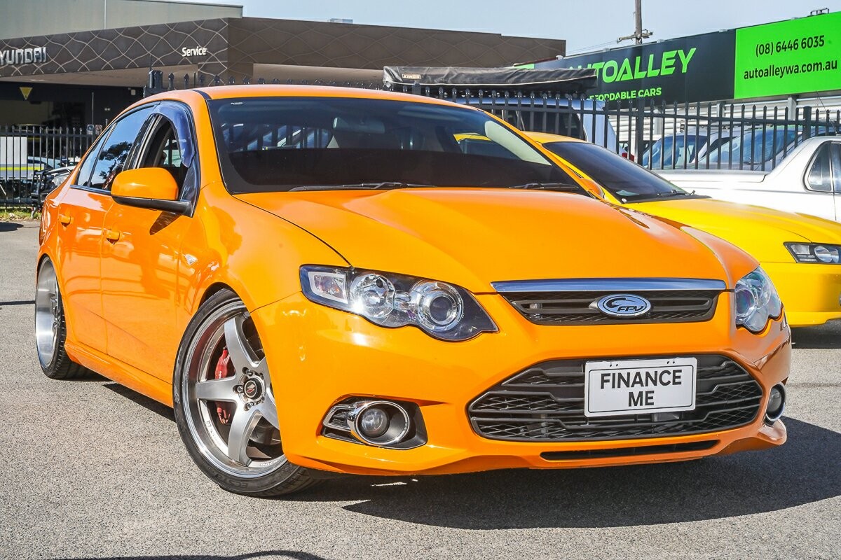 Ford Falcon image 1