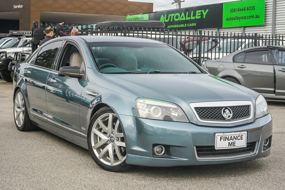 Holden Caprice image 1