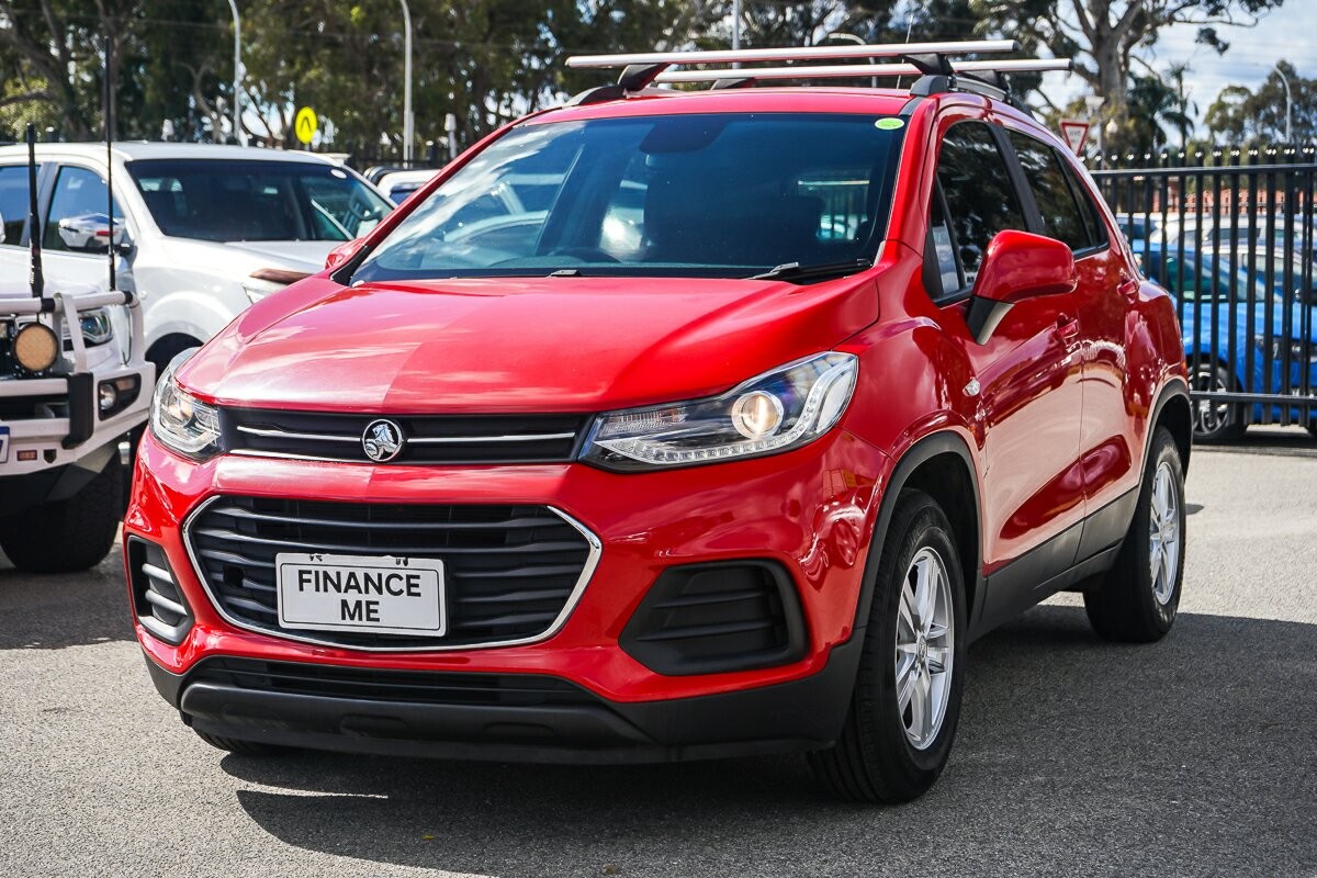 Holden Trax image 4