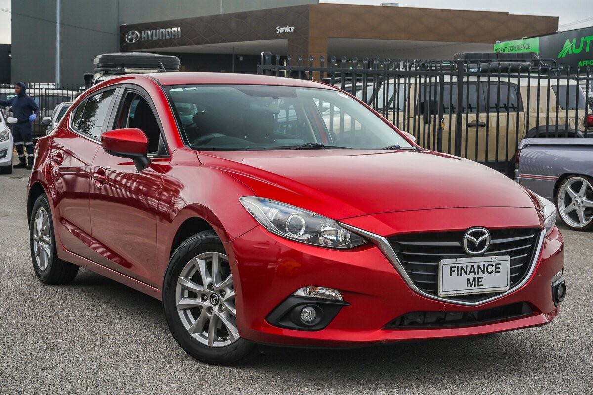 Mazda 3 image 1