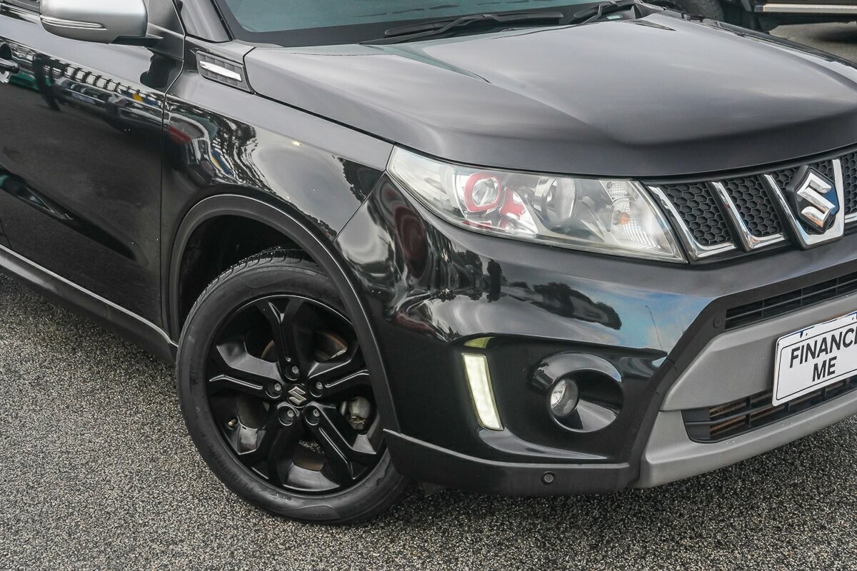 Suzuki Vitara image 2