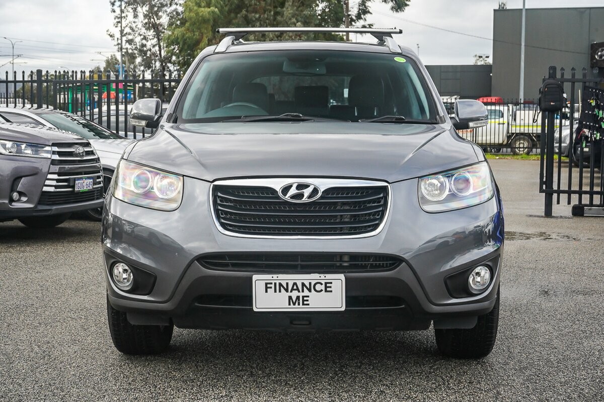Hyundai Santa Fe image 3