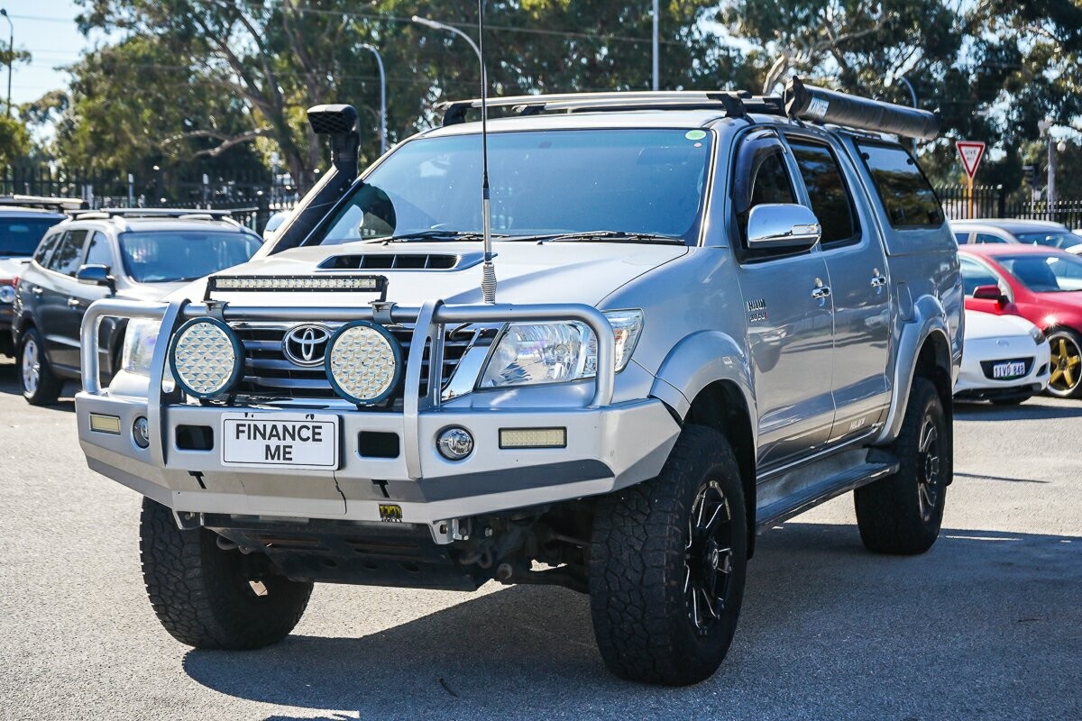 Toyota Hilux image 4