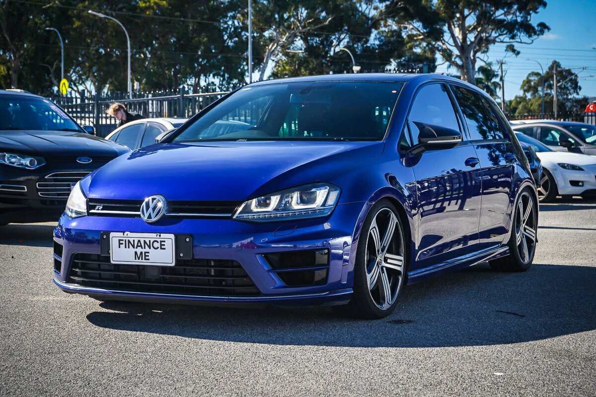 Volkswagen Golf image 4