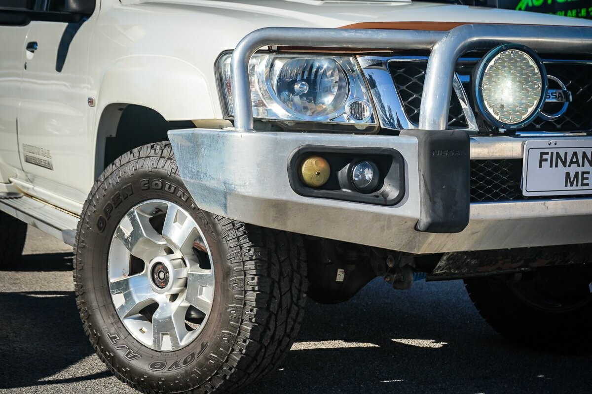 Nissan Patrol image 2