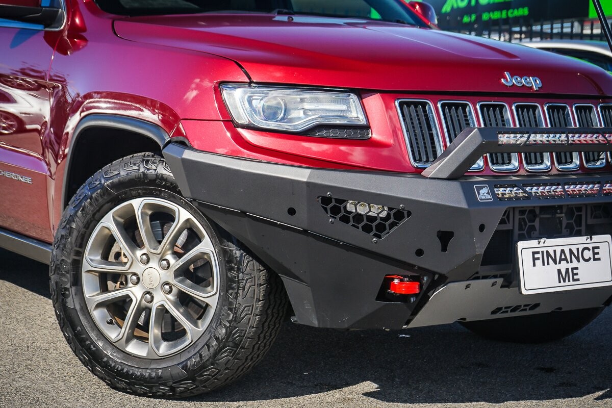 Jeep Grand Cherokee image 2