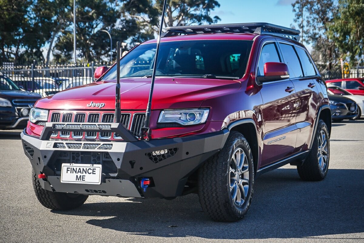 Jeep Grand Cherokee image 4