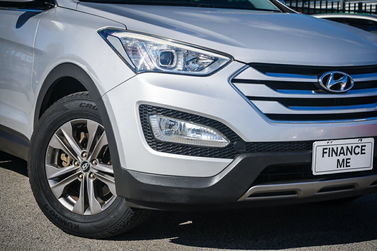 Hyundai Santa Fe image 2